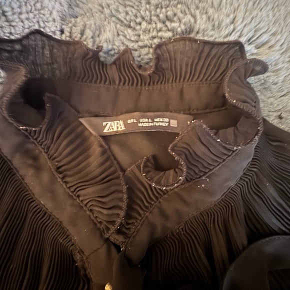 ZARA RUFFLE SHIRT - Picture 3 of 6